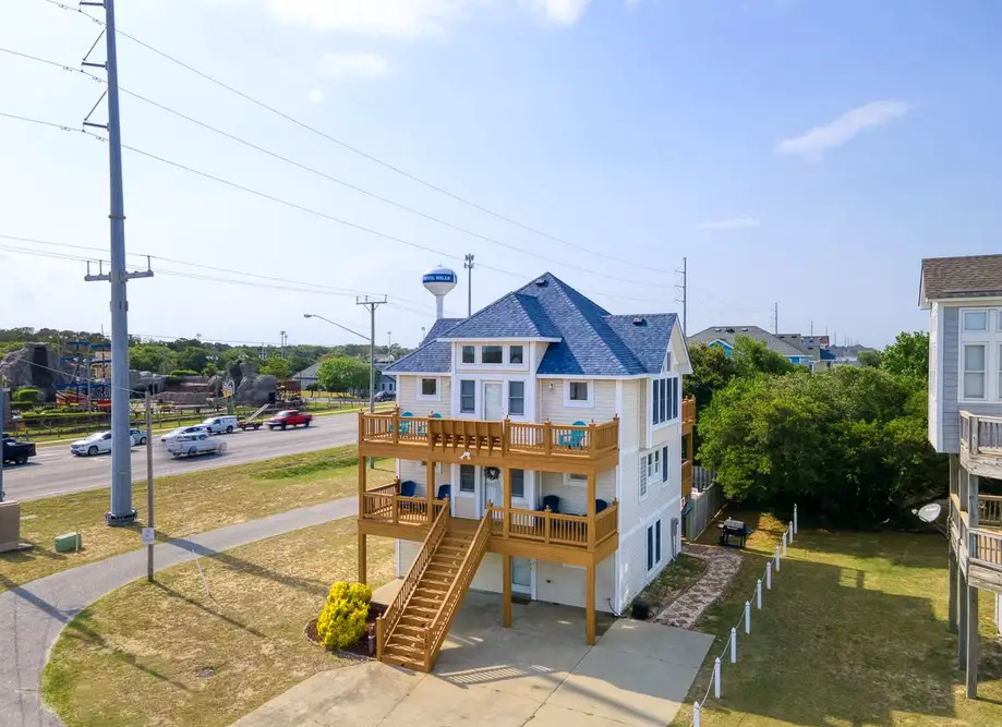 3 Buoys, 1 Gull 317-A