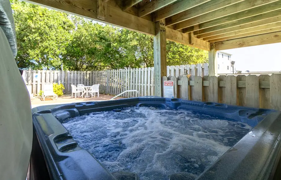 3 Buoys, 1 Gull 317-A