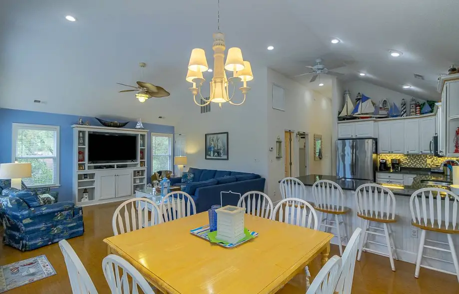 Lighthouse Way 357-A