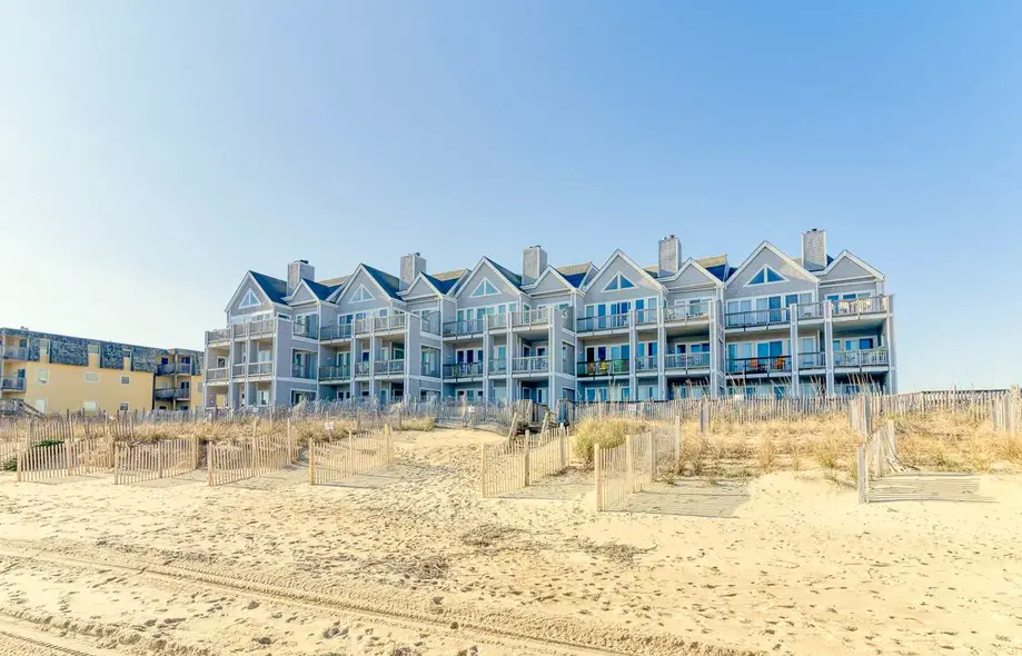 Ocean Hideaway CRS-301