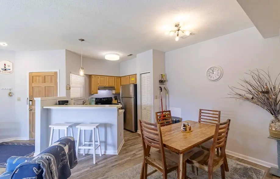 Coastal Condo SDV-103