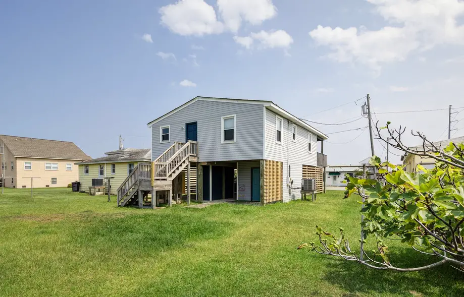 5140 - Hello Beaches