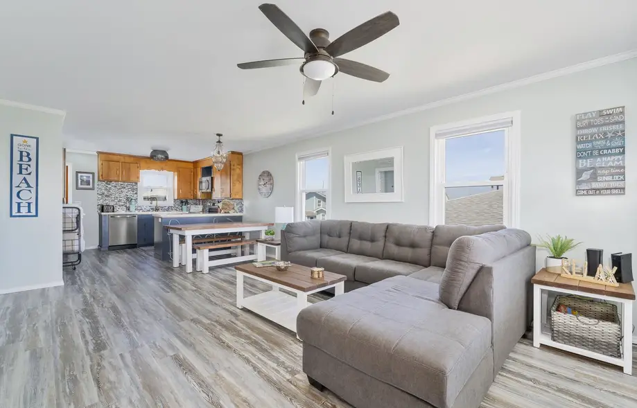 5140 - Hello Beaches